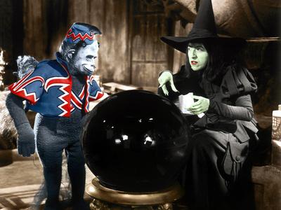 https://imgc.allpostersimages.com/img/posters/the-wizard-of-oz-margaret-hamilton-right-1939_u-L-Q12PJ390.jpg?artPerspective=n