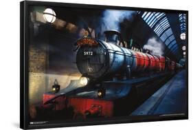 The Wizarding World: Harry Potter - Hogwarts Express-Trends International-Framed Poster