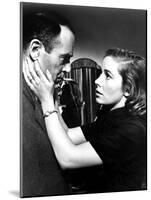 The Wrong Man, Henry Fonda, Vera Miles, 1956-null-Mounted Photo