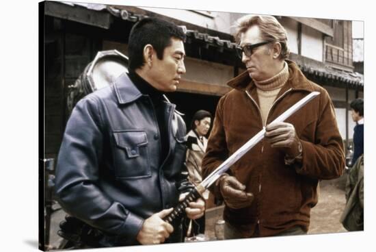 THE YAKUZA by SydneyPollack with Ken Takakura and Robert Mitchum, 1974 (photo)-null-Stretched Canvas