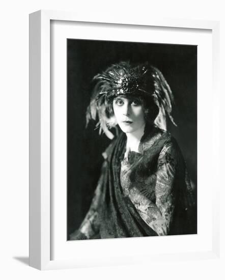 Theda Bara in the Broadway Show the Blue Flame, 1920-null-Framed Photo