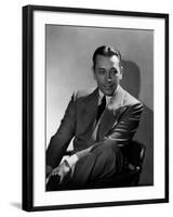 They Drive by Night, George Raft, 1940-null-Framed Photo