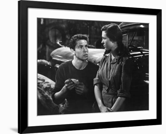 They Live By Night, Farley Granger, Cathy O'Donnell, 1949-null-Framed Photo