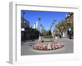 Third Street Promenade, Santa Monica, Los Angeles, California, USA, North America-Wendy Connett-Framed Photographic Print