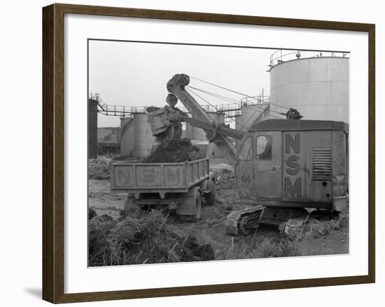 Thomas Smith Super 10 Earth Mover Working at the Shell Plant, Sheffield, South Yorkshire, 1961-Michael Walters-Framed Photographic Print