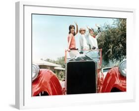 Thoroughly Modern Millie, Mary Tyler Moore, Carol Channing, Julie Andrews, 1967-null-Framed Photo