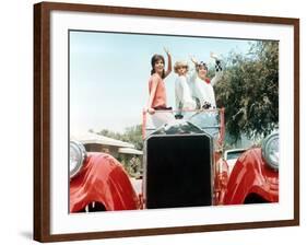 Thoroughly Modern Millie, Mary Tyler Moore, Carol Channing, Julie Andrews, 1967-null-Framed Photo