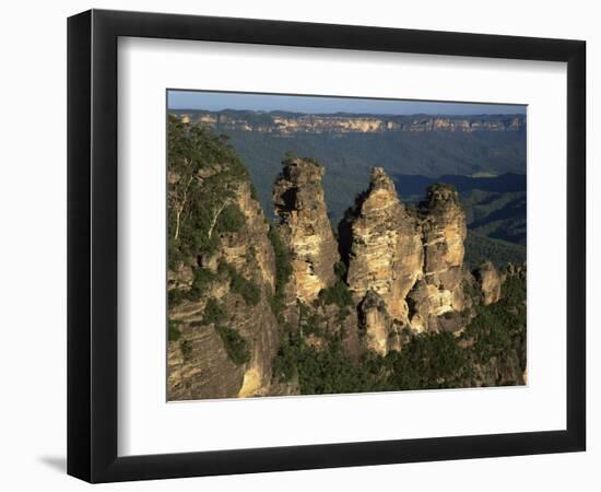 Three Sisters from Echo Point at Katoomba in the Blue Mountains of New South Wales, Australia-Gavin Hellier-Framed Photographic Print