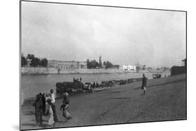 Tigris River, Baghdad, Iraq, 1917-1919-null-Mounted Giclee Print