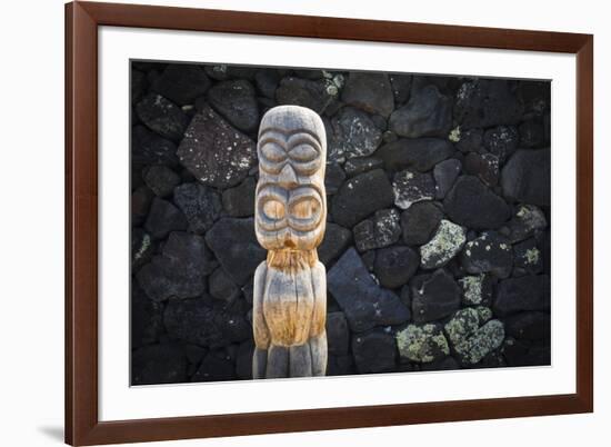 Tiki at Pu'uhonua O Honaunau National Historic Park, City of Refuge, Kona Coast, Hawaii, USA-Russ Bishop-Framed Premium Photographic Print