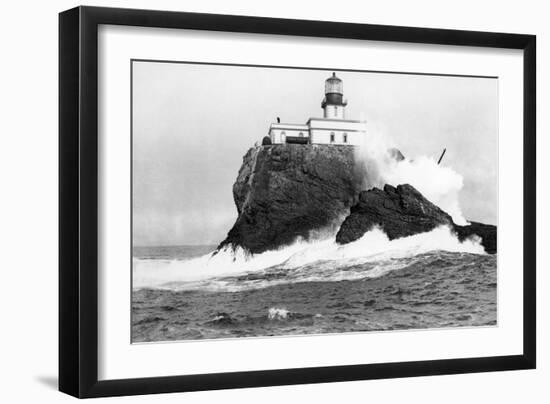 Tillamook, Oregon Lighthouse Near Seaside, OR Photograph - Tillamook, OR-Lantern Press-Framed Art Print