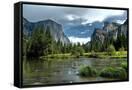 Canvas Black