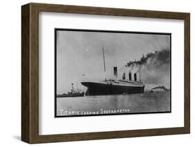 Titanic Departing from Southampton-null-Framed Photographic Print