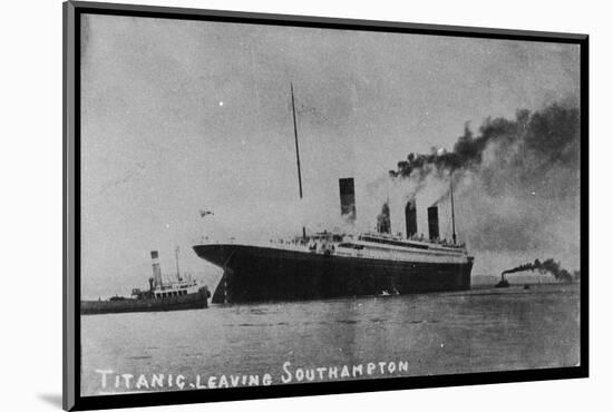 Titanic Departing from Southampton-null-Mounted Photographic Print