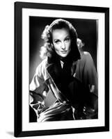 To Be Or Not to Be, Carole Lombard, 1942-null-Framed Photo