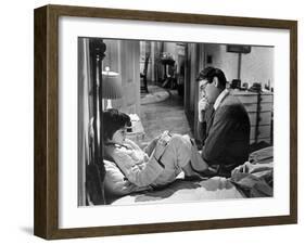 To Kill A Mockingbird, Mary Badham, Gregory Peck, 1962-null-Framed Photo