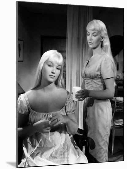 Toi... le venin Blonde by RobertHossein with Marina Vlady and Odile Versois, 1958 (b/w photo)-null-Mounted Photo