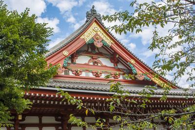 https://imgc.allpostersimages.com/img/posters/tokyo-japan-sensoji-temple-at-tokyo-s-oldest-temple-built-in-645_u-L-Q13AM520.jpg?artPerspective=n