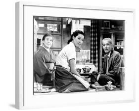 Tokyo Story, (aka Tokyo Monogatari), Chieko Higashiyama, Setsuko Hara, Chishu Ryu, 1953-null-Framed Photo