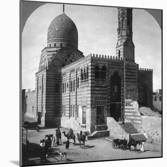 Tomb Mosque of Sultan Kait Bey, Cairo, Egypt, 1905-Underwood & Underwood-Mounted Photographic Print