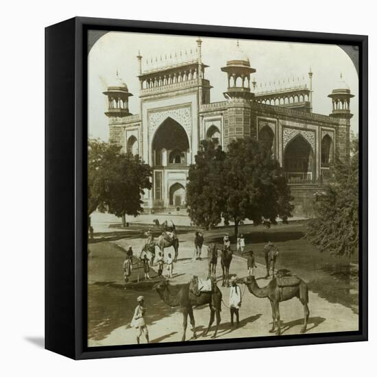 Tomb of Akbar, Sikandarah, Uttar Pradesh, India, C1900s-Underwood & Underwood-Framed Stretched Canvas