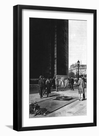 Tomb of the Unknown Soldier, Paris, 1931-Ernest Flammarion-Framed Giclee Print