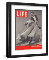 Top Ballroom Dancers, Frank Veloz and Yolanda Casazza, October 30, 1939-Gjon Mili-Framed Photographic Print