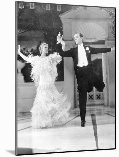 Top Hat, L-R: Ginger Rogers, Fred Astaire, 1935-null-Mounted Photo