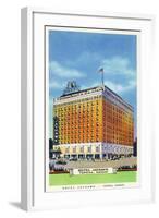 Topeka, Kansas - Exterior View of Hotel Jayhawk-Lantern Press-Framed Art Print