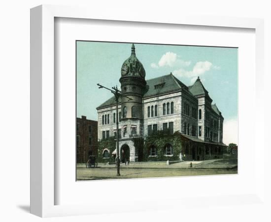 Topeka, Kansas - Exterior View of Rock Island Depot-Lantern Press-Framed Art Print