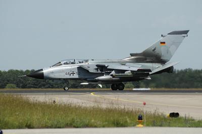 https://imgc.allpostersimages.com/img/posters/tornado-ecr-of-the-german-air-force-armed-with-harm-missile_u-L-PU1PR20.jpg?artPerspective=n