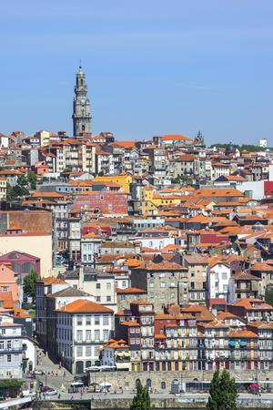 https://imgc.allpostersimages.com/img/posters/torre-dos-clerigos-old-city-unesco-world-heritage-site-oporto-portugal-europe_u-L-PO6SHZ0.jpg?artPerspective=n