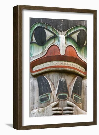 Totem Detail VI-Kathy Mahan-Framed Photographic Print