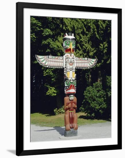 Totem in Stanley Park, Vancouver, British Columbia, Canada-Robert Harding-Framed Photographic Print