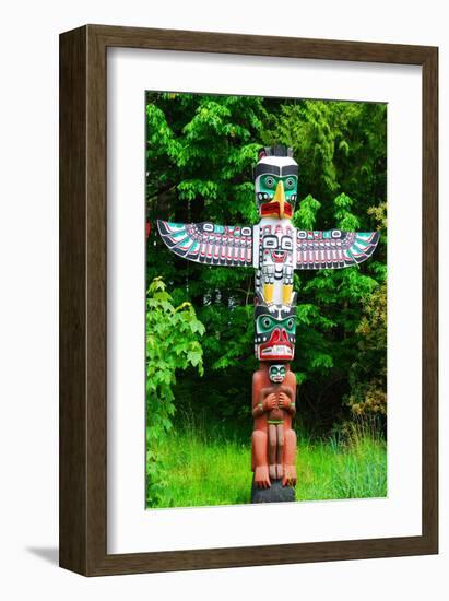 Totem Pole in Stanley Park-null-Framed Art Print