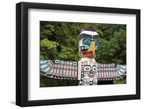 Totem Pole, Stanley Park, Vancouver, British Columbia, Canada, North America-Richard Cummins-Framed Photographic Print