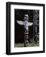 Totem, Stanley Park, Vancouver, British Columbia, Canada-G Richardson-Framed Photographic Print