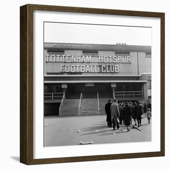 Tottenham Football Club, 1962-Monte Fresco O.B.E.-Framed Photographic Print