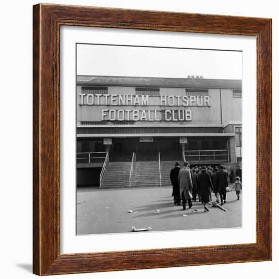 Tottenham Football Club, 1962-Monte Fresco O.B.E.-Framed Photographic Print