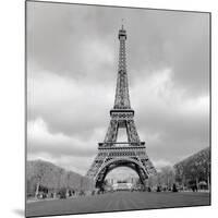 Tour Eiffel #16-Alan Blaustein-Mounted Photographic Print