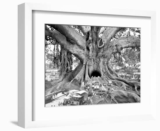 Tourist Trap-Thomas Barbey-Framed Giclee Print