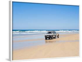 Tourists on 75 Mile Beach Self Drive 4x4 Tour of Fraser Is, UNESCO World Heritage Site, Australia-Matthew Williams-Ellis-Framed Photographic Print