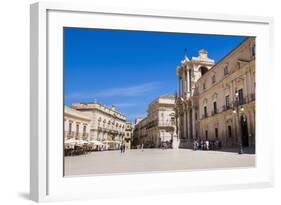 Tourists on a Syracuse City Tour-Matthew Williams-Ellis-Framed Photographic Print