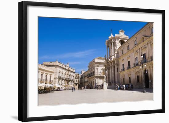 Tourists on a Syracuse City Tour-Matthew Williams-Ellis-Framed Photographic Print