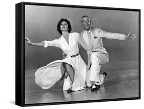 Tous en Scene THE BAND WAGON by VincenteMinnelli with Cyd Charisse and Fred Astaire, 1953 (b/w phot-null-Framed Stretched Canvas