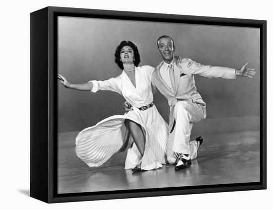 Tous en Scene THE BAND WAGON by VincenteMinnelli with Cyd Charisse and Fred Astaire, 1953 (b/w phot-null-Framed Stretched Canvas