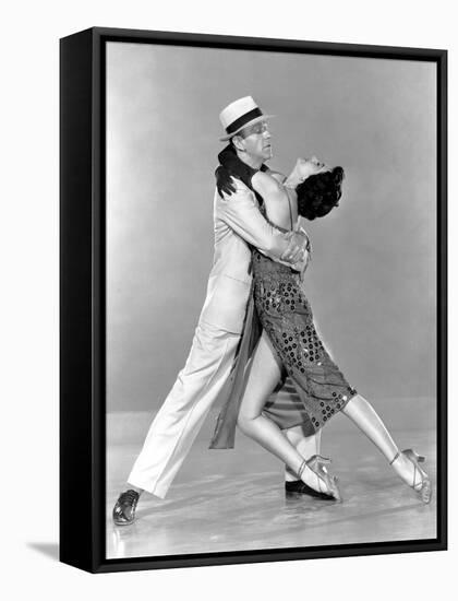 Tous en Scene THE BAND WAGON by VincenteMinnelli with Cyd Charisse and Fred Astaire, 1953 (b/w phot-null-Framed Stretched Canvas