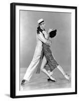 Tous en Scene THE BAND WAGON by VincenteMinnelli with Cyd Charisse and Fred Astaire, 1953 (b/w phot-null-Framed Photo