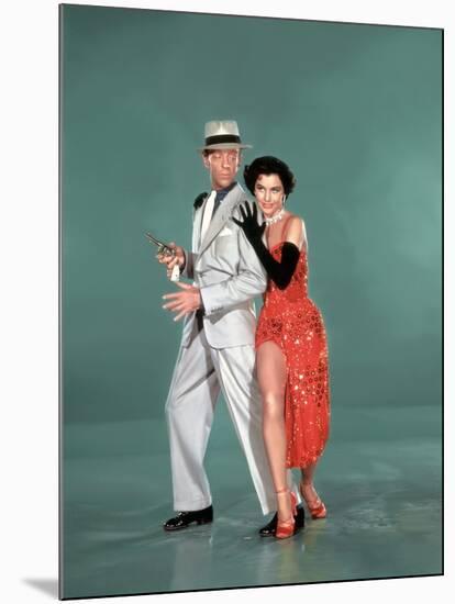Tous en Scene THE BAND WAGON by VincenteMinnelli with Cyd Charisse and Fred Astaire, 1953 (photo)-null-Mounted Photo