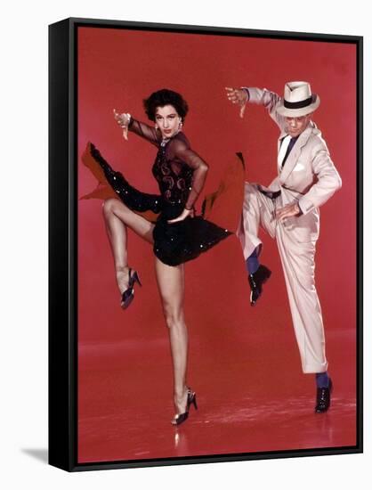 Tous en Scene THE BAND WAGON by VincenteMinnelli with Cyd Charisse and Fred Astaire, 1953 (photo)-null-Framed Stretched Canvas
